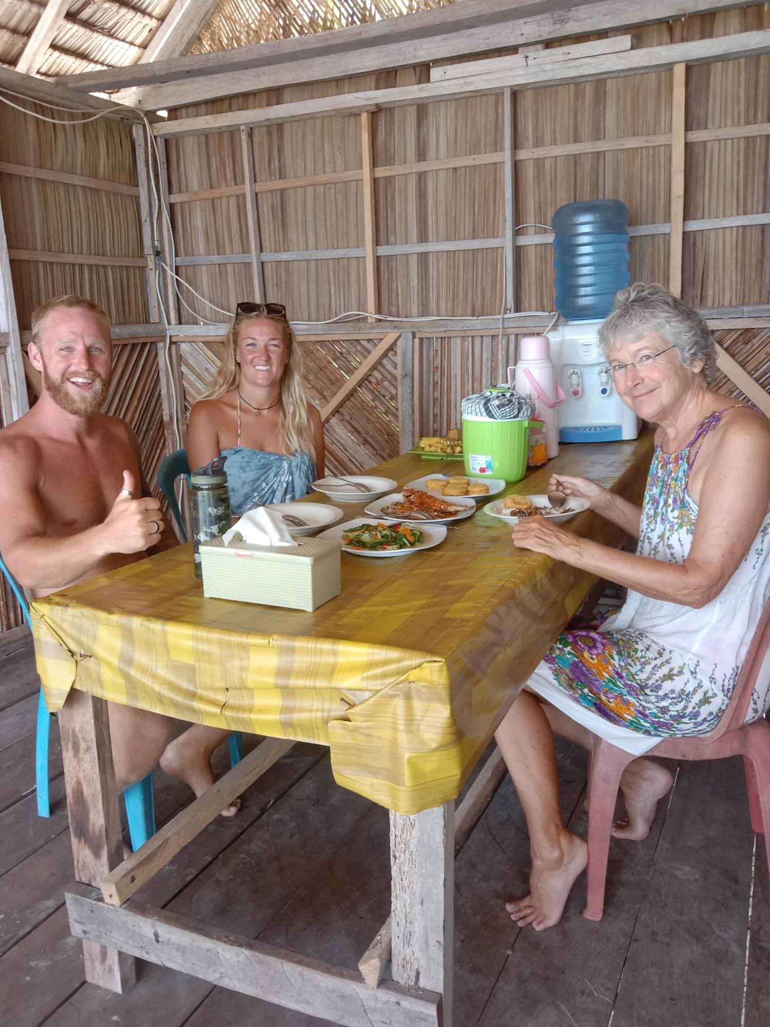 Amfriwen Homestay Yennanas Besir Buitenkant foto