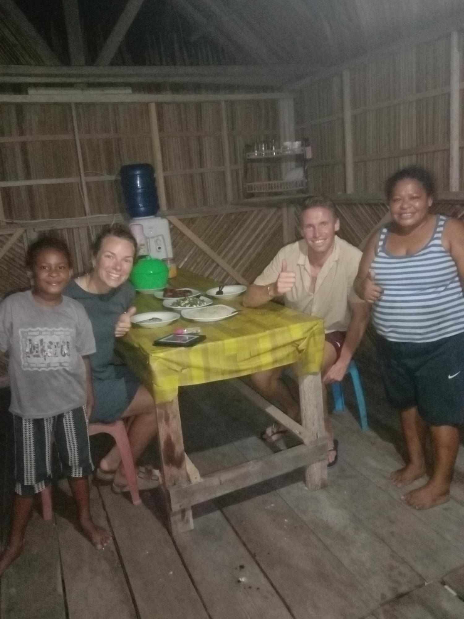 Amfriwen Homestay Yennanas Besir Buitenkant foto