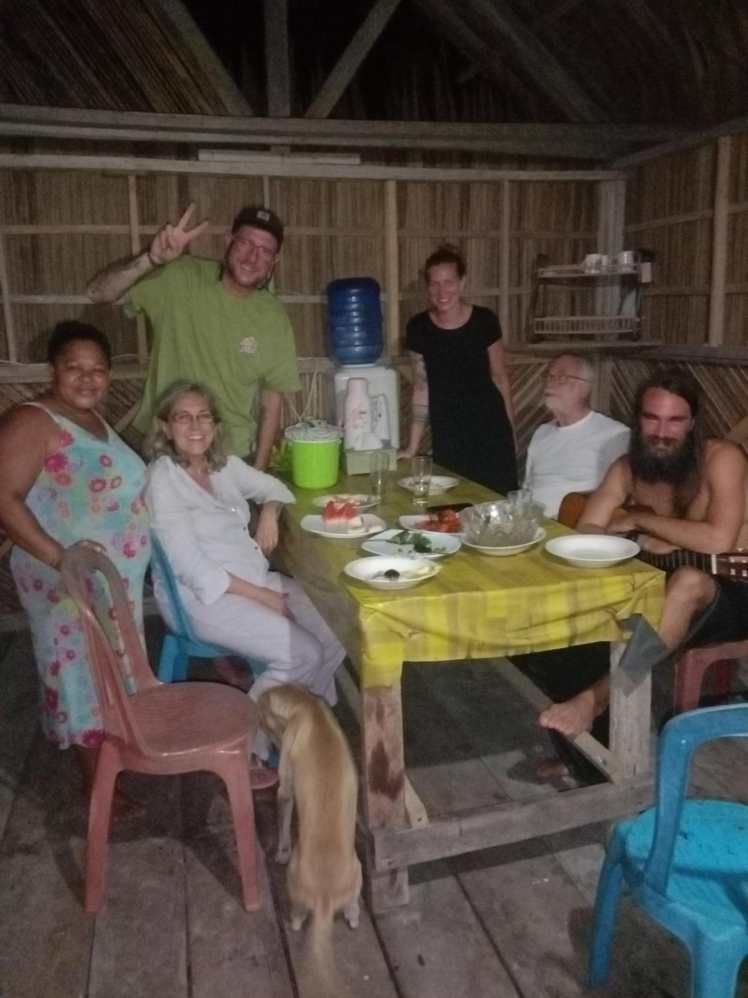Amfriwen Homestay Yennanas Besir Buitenkant foto